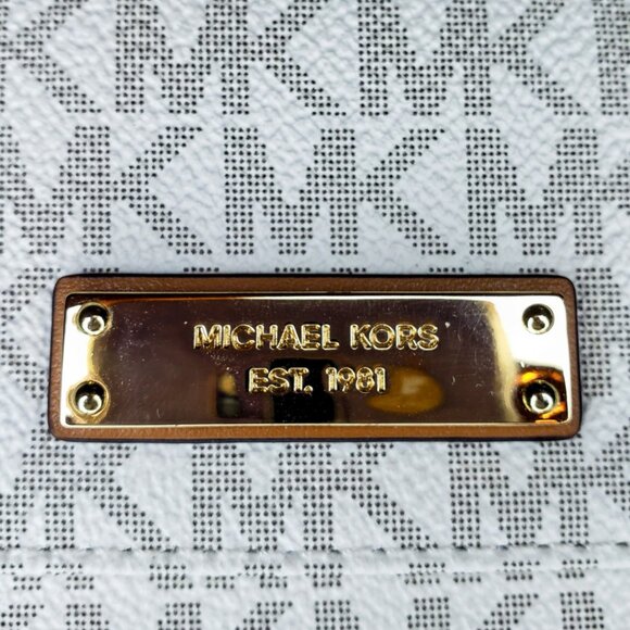 MICHAEL Michael Kors Jet Set Checkbook Wallet - White MK Logo Leather - Picture 6 of 17